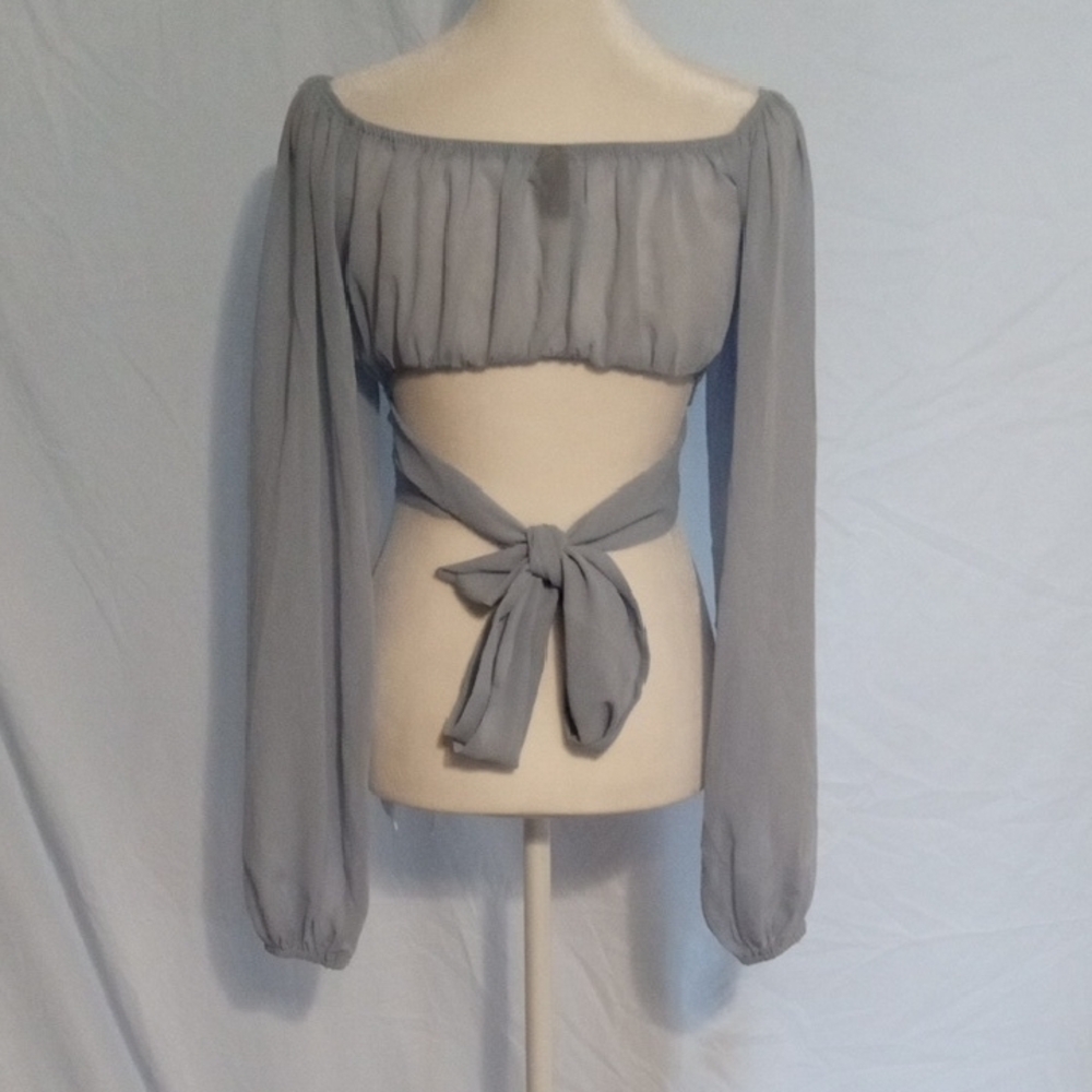 Windsor Crop Ruched Blouse - Picture 2 of 3